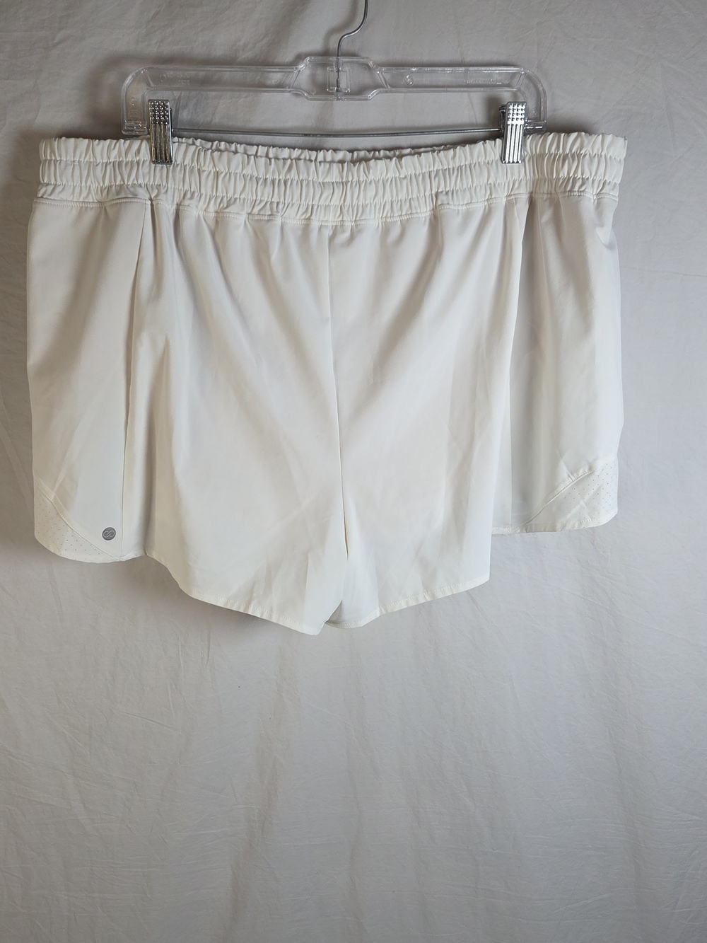 CALIA by Carrie Underwood Womens Mid-Rise Infinity Run Shorts Bone Color XXL EUC